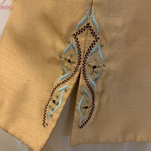 Sag Harbor. Sz 10. Embroidered Beaded Shimmer Short Sleeve Top or Jacket. B82. - Picture 4 of 7